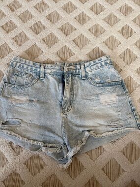 SHEIN Light Blue Distressed High-Rise Denim Shorts